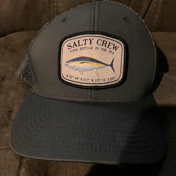 Salty Crew Charcoal Trucker Hat flex fix - Picture 2 of 4